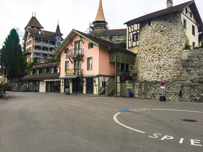 Hotel Schlosspintli Spiez Esterno foto