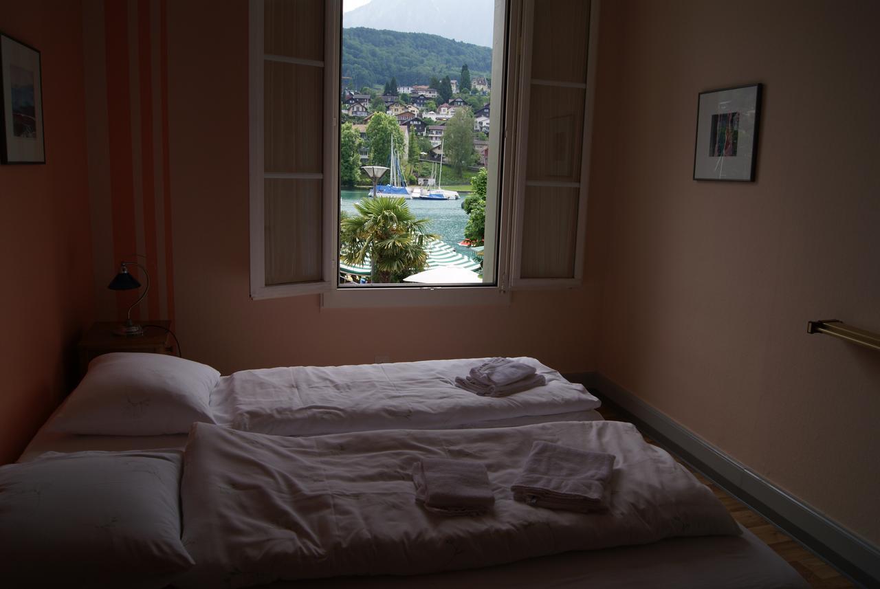 Hotel Schlosspintli Spiez Esterno foto