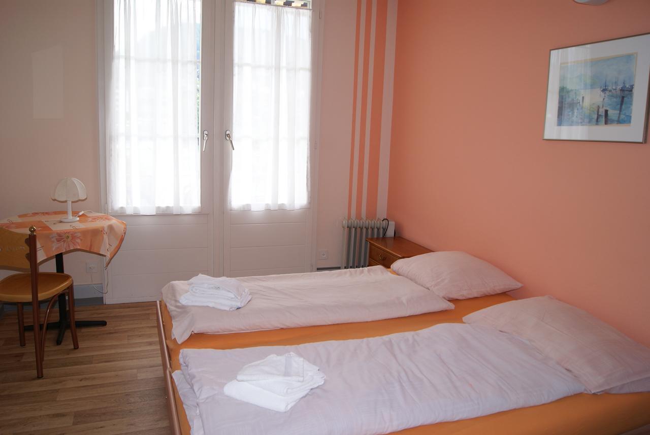 Hotel Schlosspintli Spiez Esterno foto